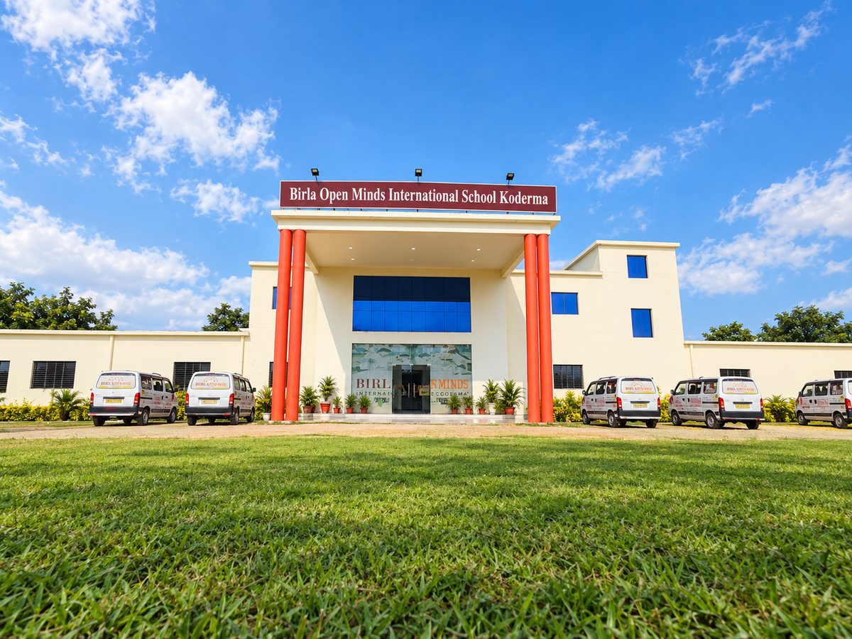 Birla Open Minds International School, Koderma — main building